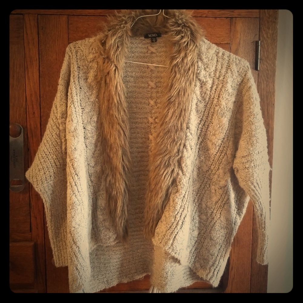 xoxo small cardigan with fur